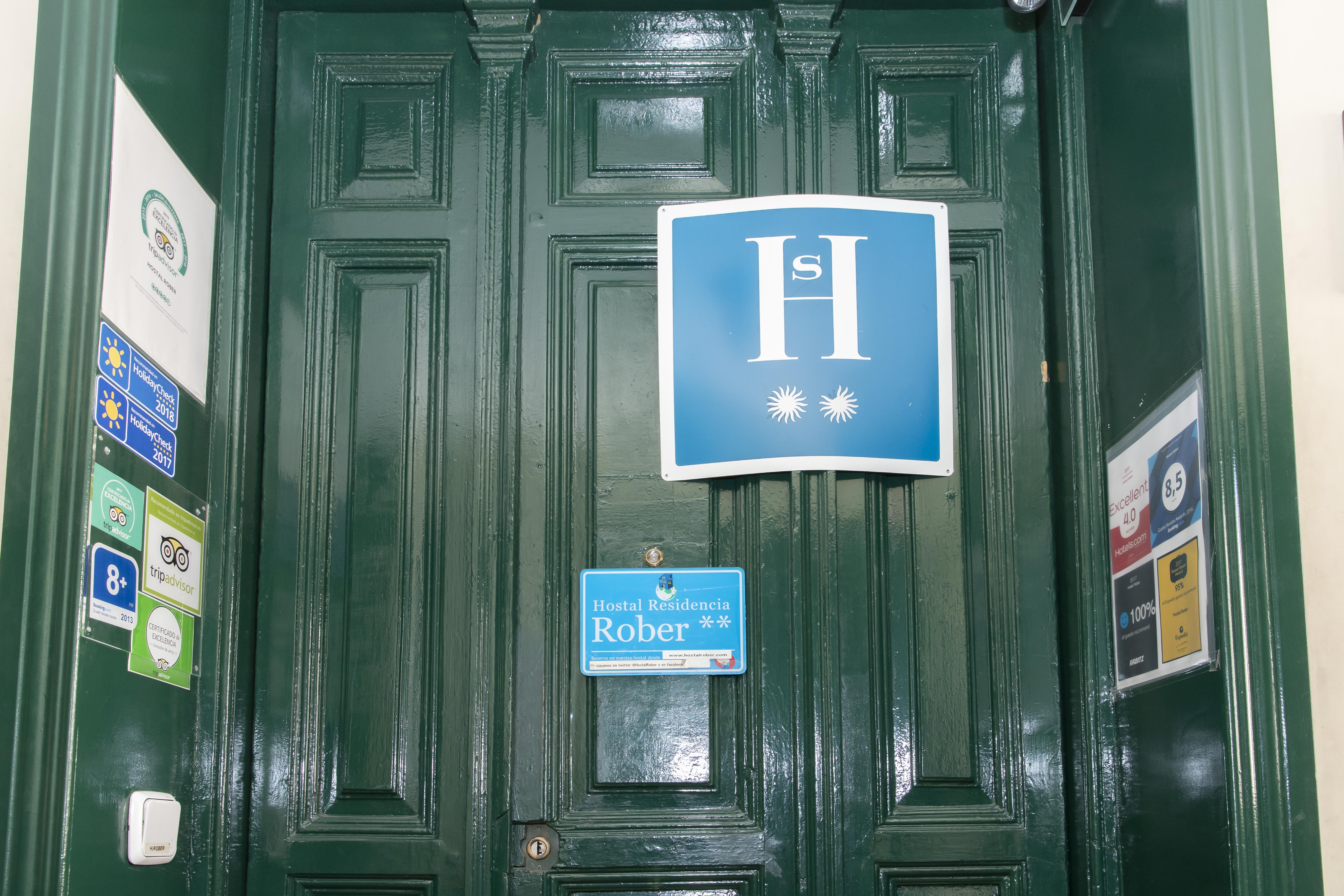 Hostal Rober Madryt Zewnętrze zdjęcie